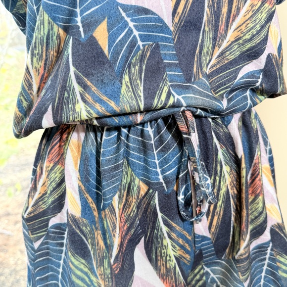 Amazon essentials Jungle green leaf print medium romper - Picture 3 of 8